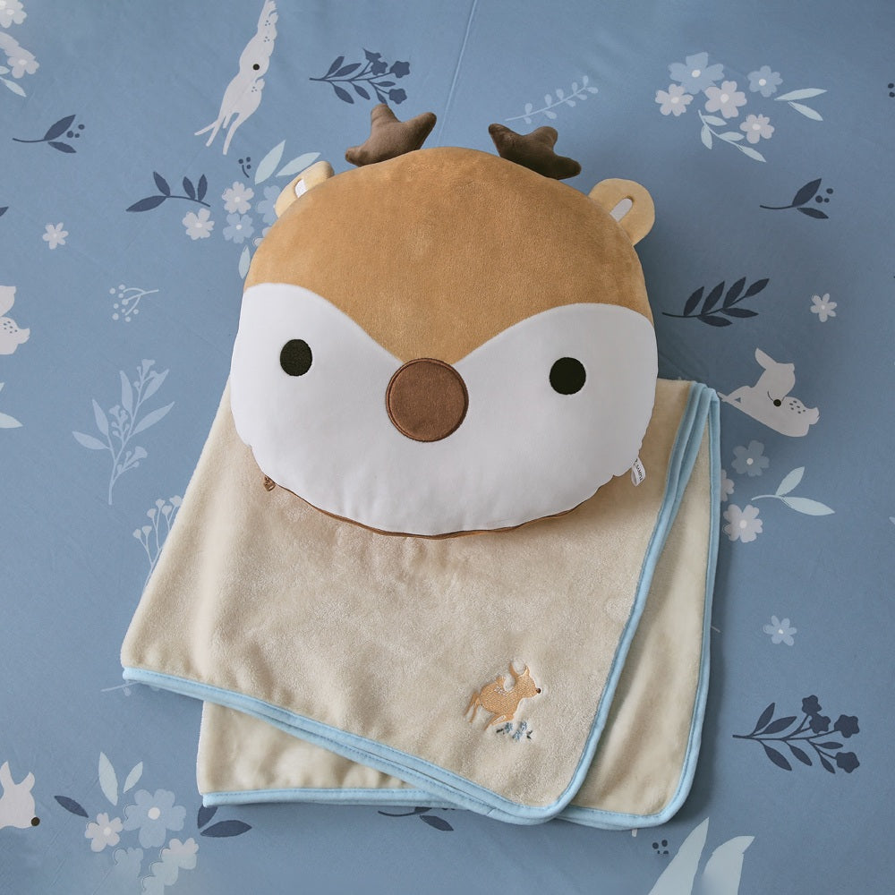 2-in-1 Foldable Flannel Pillow Blanket - Deer
