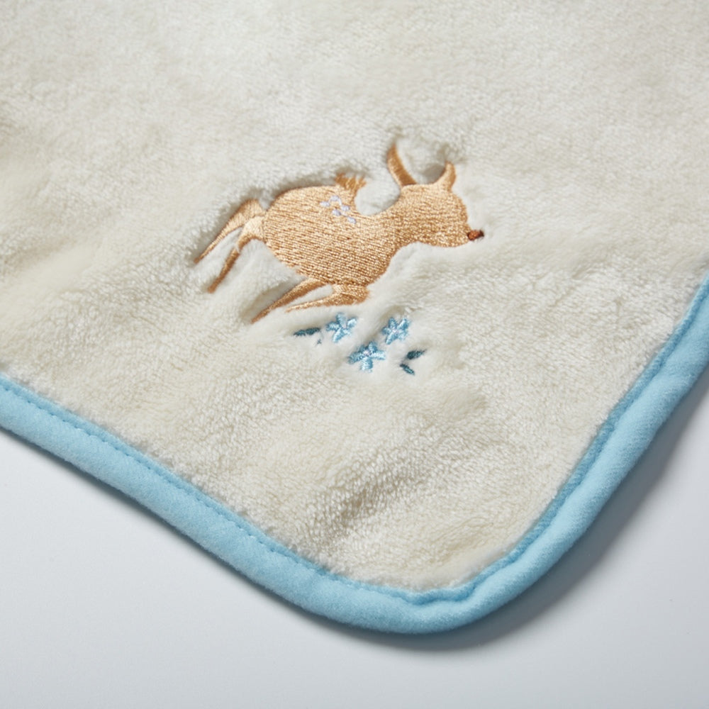 2-in-1 Foldable Flannel Pillow Blanket - Deer