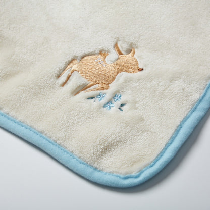 2-in-1 Foldable Flannel Pillow Blanket - Deer